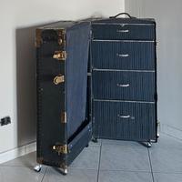 baule armadio elegante negozio