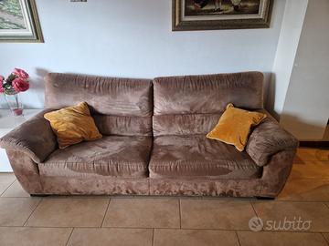 Divano letto matrimoniale