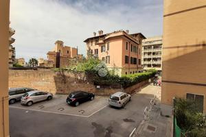 3 LOCALI A ROMA