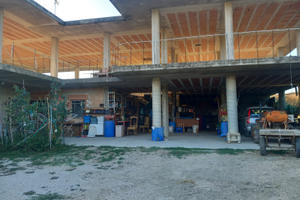 Casa indipendente con terreno a Guardia Vomano