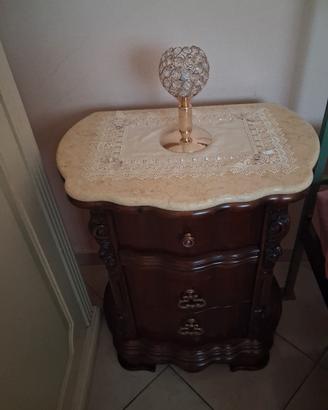 2 comodini stile barocco