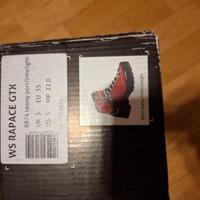 Scarponi da montagna