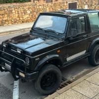 Suzuki Samurai
