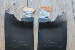 Parafango aggiuntivo per Nissan pick up