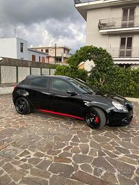 Alfa Romeo Giulietta carbon look 2019