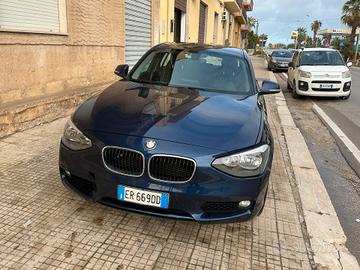 Bmw 116 116d 5p. Unique