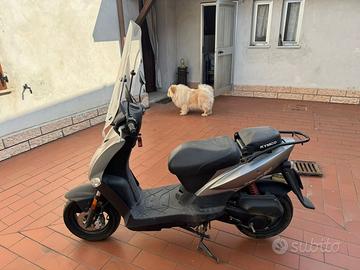 Scooter kynco 50 4t