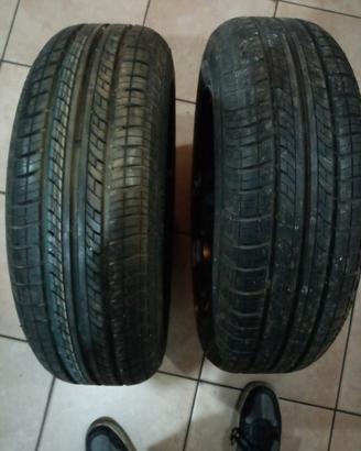 Gomme Continental 175/65 R 14 82 T compatibili