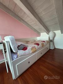 Letto divano IKEA Hemnes con 3 cassetti - bianco