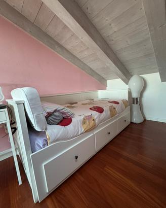 Letto divano IKEA Hemnes con 3 cassetti - bianco