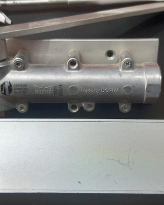 Chiudiporta automatico 