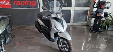 Piaggio Beverly 400 S