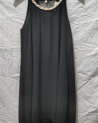Abito Nero  Elegante con Scollo Gioiello e Pizzo