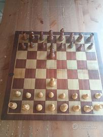 Scacchiera elettronica Certabo con pezzi in legno