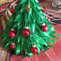 Alberello verde con campanellini