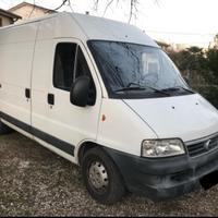 Trasporti sgomberi traslochi