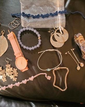 Lotto 16 bijoux inclusi 2 orologi