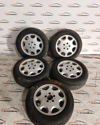 Kit cerchi in lega 15 pollici Mercedes w124