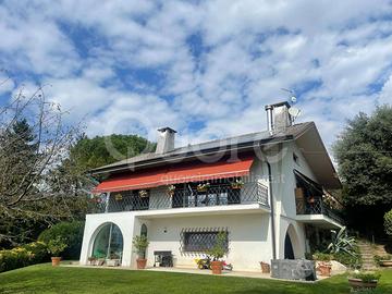 Villa/Villa d'Epoca - Artegna