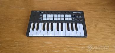 Novation Launchkey Mini MK3 – controller MIDI