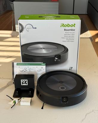 Roomba iRobot J7 robot aspirapolvere