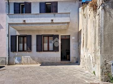 3 LOCALI A BULZI