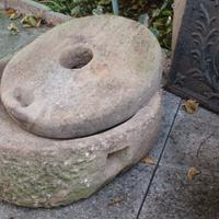 ANTICA MACINA IN PIETRA