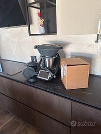 Robo da cucina bimbi Vorwerk Tm6 anno aprile 2024