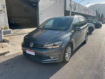Volkswagen Touran Volkswageen 1.6 TDI Executive - 