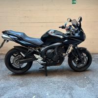 Yamaha Fazer 600 S2 colore nero 30.000km