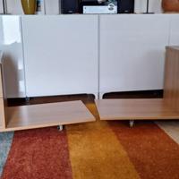 Coppia di comodini Ikea su ruote