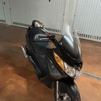 Suzuki Burgman 400 - 2005