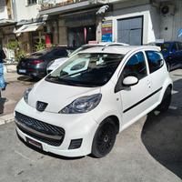 Peugeot 107 1.0 68CV 5p. Sweet Years 2Tronic