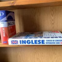 Materiale per lo studio della lingua inglese.