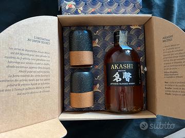 Akashi Meisei whisky giapponese + 2 bicchieri