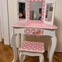 Consolle con specchio e sgabello bambina