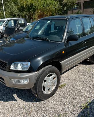 Toyota RAV 4 2.0i GPL + GANCIO TRAINO