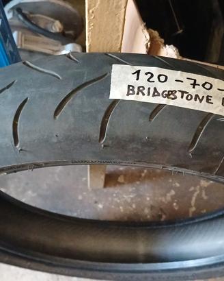 gomma 120 70 17 bridgestone battlax bt016