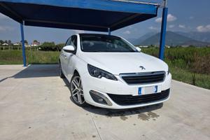 Peugeot 308 Allure bianca 1.6 120cv