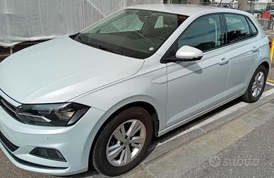 W Polo