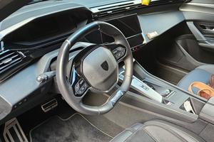 PEUGEOT 308 Plug-in Hybrid 180 e-EAT8 Allure