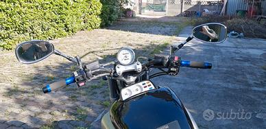 Yamaha Vmax 1200 del 1999 