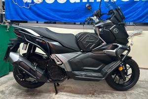 voge 125 sr1  adv