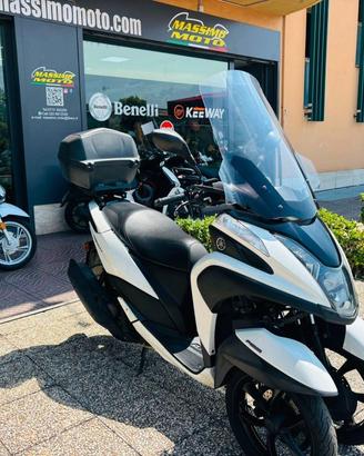YAMAHA Tricity 155 TUTTO INCLUSO ANCHE PASSAGGIO