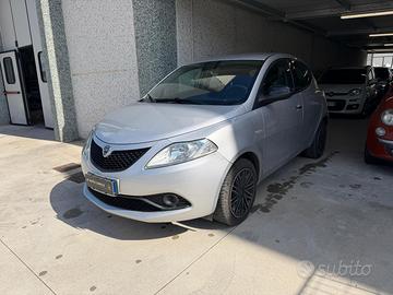 Lancia Ypsilon 2018 Gold 1.2 69 cv