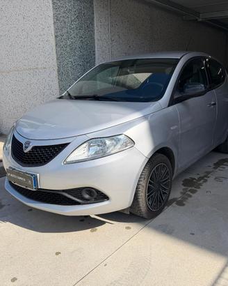 Lancia Ypsilon 2018 Gold 1.2 69 cv