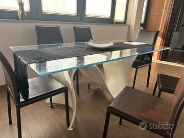 Tavolo Tonin in vetro