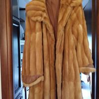 Pelliccia Visone Chiaro