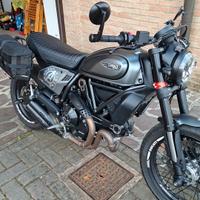 Ducati scrambler nightshift