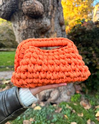 Yuki_yarns Borsa pochette arancione